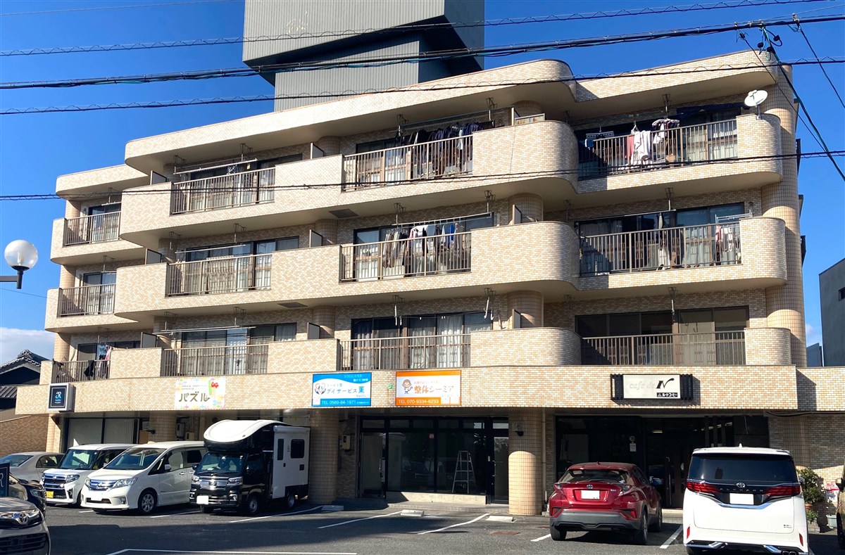 整体シーミア 建物外観